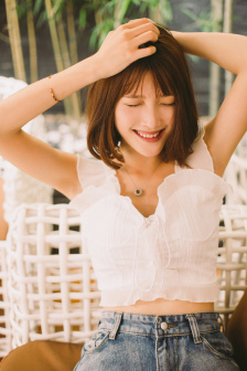 上课玩手机被老师发现